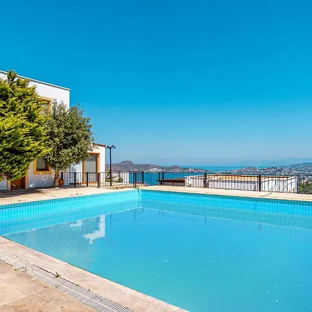 2 Bedroom Flat With Garden And Sea View In Yalikavak Apartament *